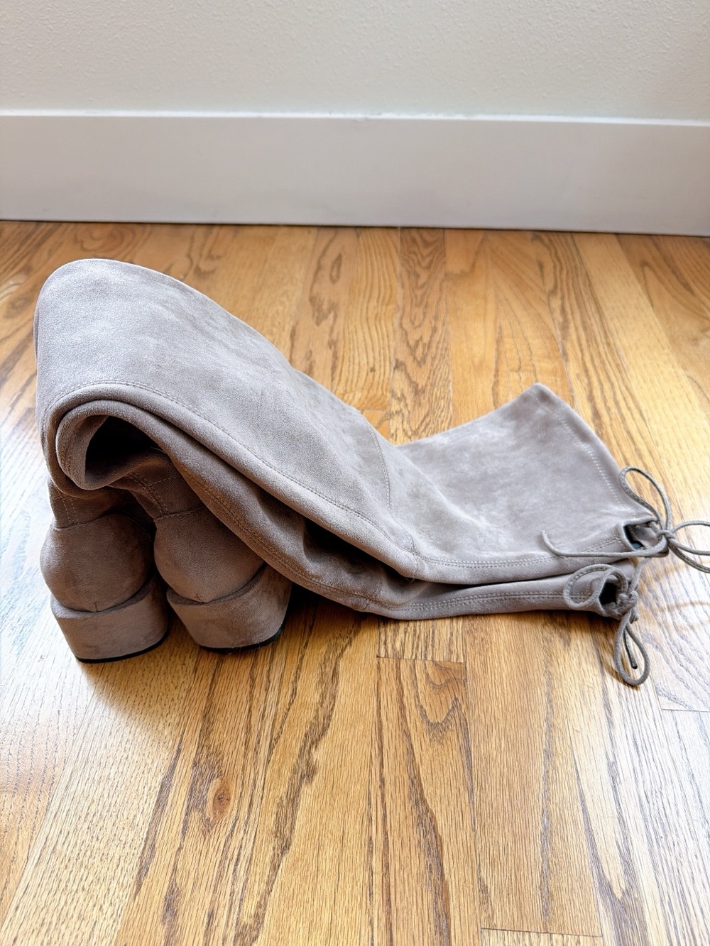 Stuart Weitzman Over-the-Knee Suede Block Heel Boots - Picture 5 of 5